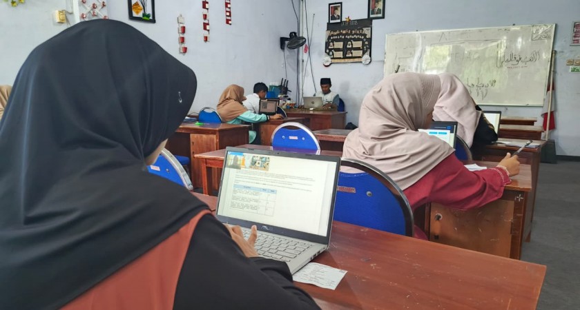 Sukseskan TKA 2026, 305 Peserta Didik MTs Negeri Kota Probolinggo Ikuti Gladi Bersih Nasional