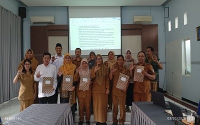 Langkah Menuju Adiwiyata Mandiri, MTs Negeri Kota Probolinggo Terima SK Penetapan Sekolah Imbas